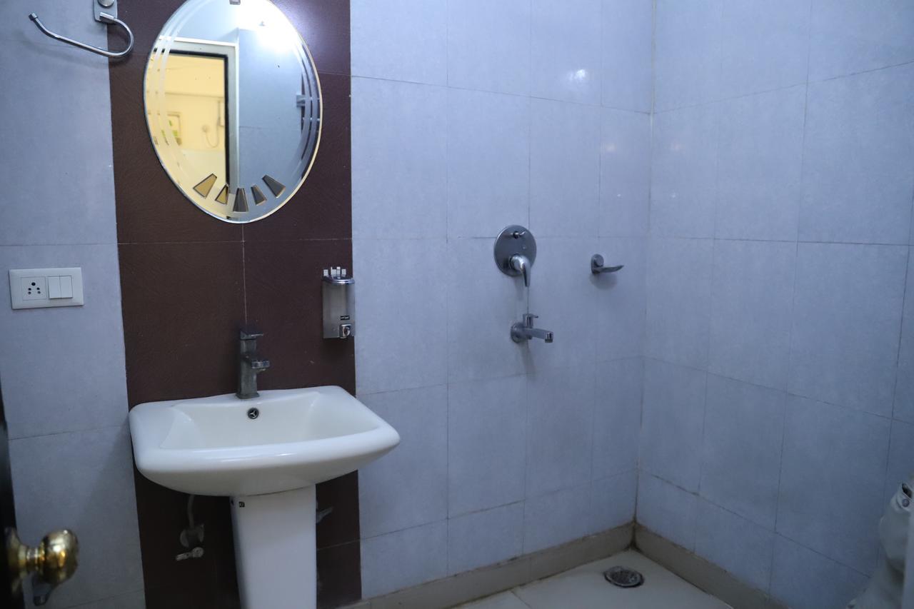 Airport Hotel Aerocity Inn New Delhi Extérieur photo